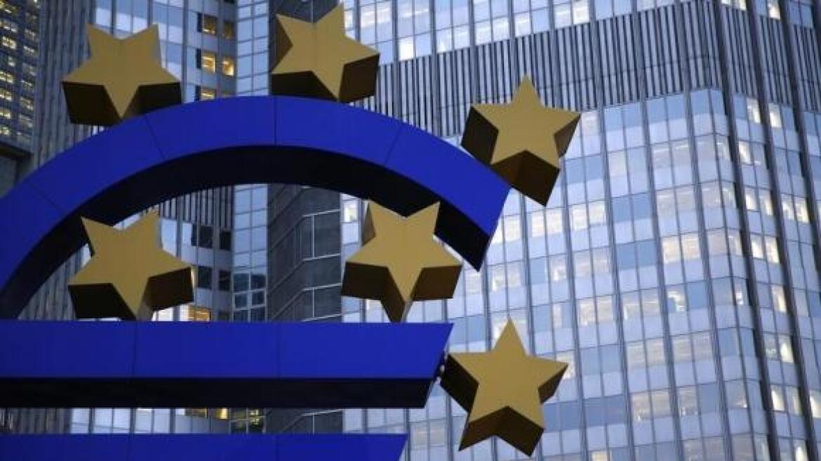 Reuters: Tηλεδιάσκεψη της ΕΚΤ για τη χρηματοδότηση των ελληνικών τραπεζών